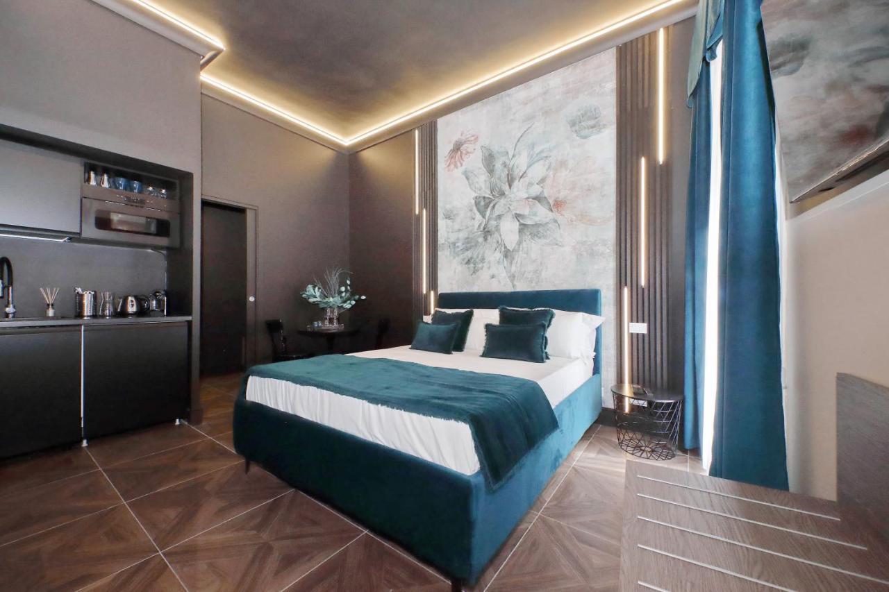 Ych-Butterfly Flat Close Trevi Fountain โรม ภายนอก รูปภาพ